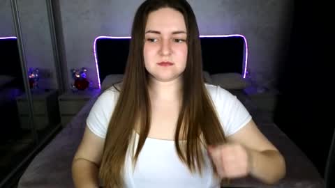 lux_lizz online show from 04-07-26, 02:45