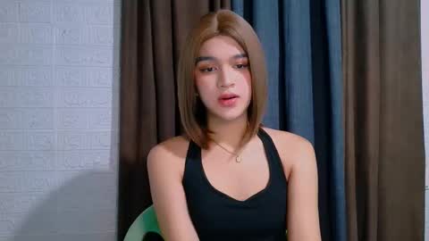 queen lux online show from 03-06-26, 02:02