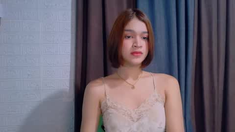 queen lux online show from 04-14-26, 02:56