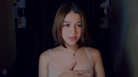 queen lux online show from 05-11-26, 09:04