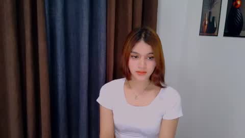 queen lux online show from 06-12-26, 05:06