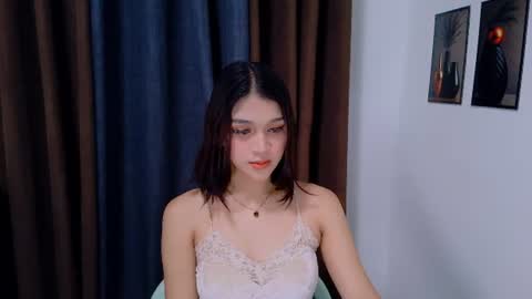queen lux online show from 08-06-26, 11:01