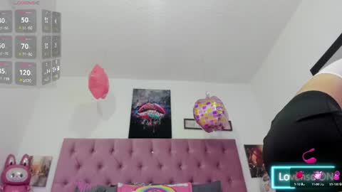 Snapshot of lux_wish chatting on 07-24-26, 12:58 lux_wish online show from 07-24-26, 12:58