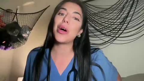 Snapshot of luxcher22 chatting on 10-18-25, 03:20 luxcher22 online show from 10-18-25, 03:20