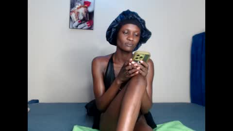 Snapshot of luxe_glow chatting on 06-07-26, 06:00 Luxe glow online show from 06-07-26, 06:00