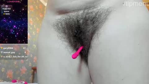 Snapshot of luxegirl67 chatting on 02-19-25, 08:12 Sophie online show from 02-19-25, 08:12