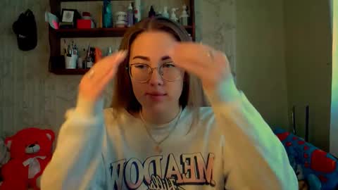 Katie online show from 10-20-25, 08:59