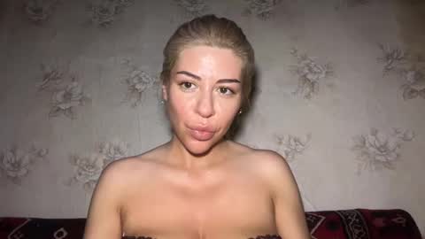 LuxSonyaStar online show from 07-13-26, 09:06