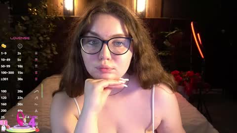 Snapshot of luxsopphia_ chatting on 06-06-26, 12:32 luxsopphia_ online show from 06-06-26, 12:32