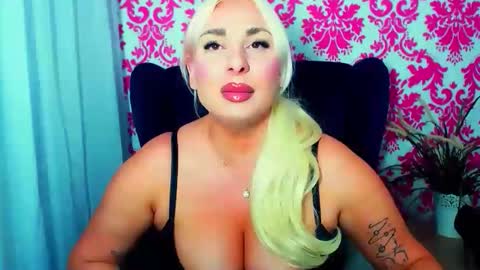Snapshot of luxuriaaa chatting on 04-27-26, 08:07 Luxuriaa online show from 04-27-26, 08:07
