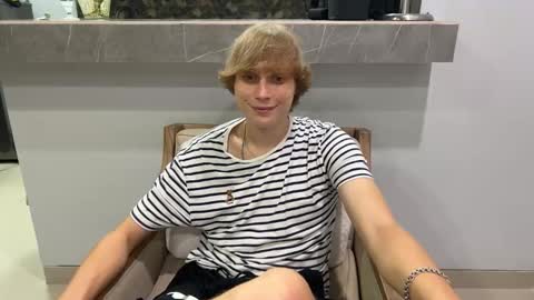 luxury_bob online show from 03-07-26, 04:26