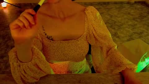 Snapshot of luxurydivine chatting on 03-02-26, 03:08 Liss online show from 03-02-26, 03:08