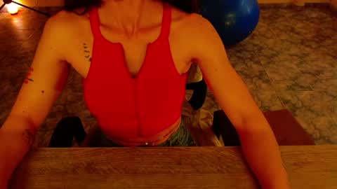 Liss online show from 04-30-26, 03:18