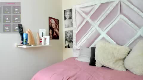 Snapshot of luxx_11 chatting on 03-03-26, 12:22 Lux online show from 03-03-26, 12:22