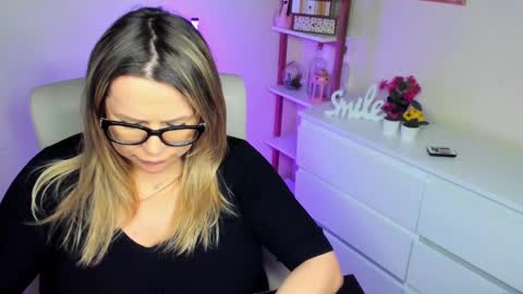 Diana online show from 02-28-25, 03:04