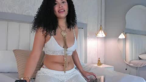Luxy Lux online show from 04-23-26, 12:56