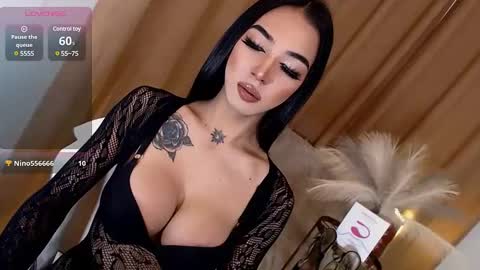 Snapshot of luxywilson chatting on 02-02-25, 12:35 luxy online show from 02-02-25, 12:35