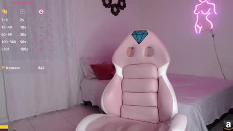 luz  online 9pm hora colombia online show from 02-12-25, 03:49