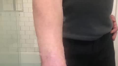 lvguynextdoor440656 online show from 12-05-25, 01:58