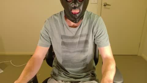 lxgxnd99 online show from 04-11-26, 11:03