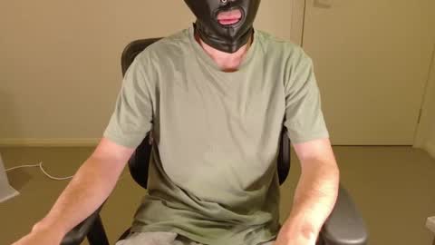 lxgxnd99 online show from 04-18-26, 11:14