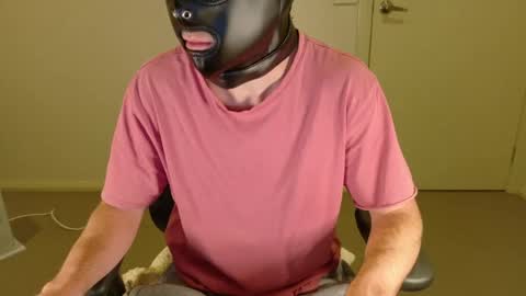 lxgxnd99 online show from 04-24-26, 02:41