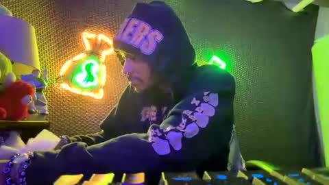 lxrdhxkvgemvsterjuice online show from 06-19-26, 07:56