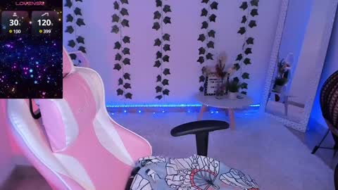 Snapshot of lya__ chatting on 12-23-24, 08:57 Onlyfans Lya 02 online show from 12-23-24, 08:57