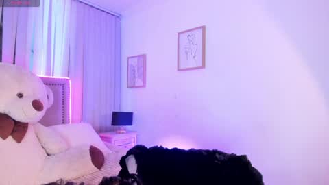 Snapshot of lya_brown chatting on 06-20-26, 11:57 lya_brown online show from 06-20-26, 11:57