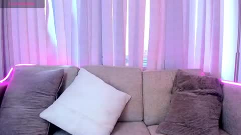 Snapshot of lya_brown chatting on 06-22-26, 04:26 lya_brown online show from 06-22-26, 04:26