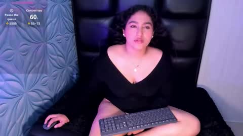 Snapshot of lya_dubois_ chatting on 02-18-26, 02:24 LYA DUBOIS online show from 02-18-26, 02:24