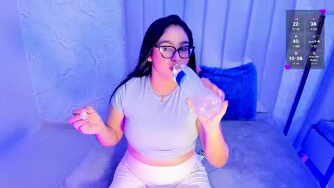 LYA DUBOIS  online show from 06-20-26, 11:29