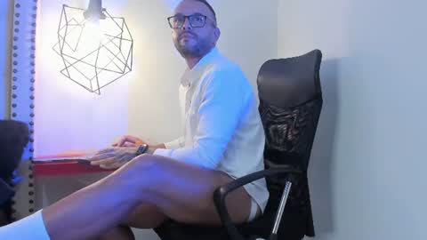 Snapshot of lyam_voss chatting on 06-23-26, 11:41 lyam_voss online show from 06-23-26, 11:41