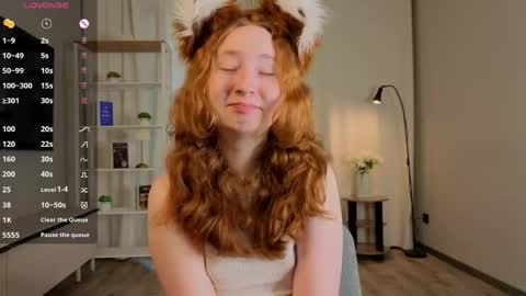 Snapshot of lydaerne chatting on 05-09-26, 01:22 Call me Liddy Im so new here show me how to get fun here please online show from 05-09-26, 01:22