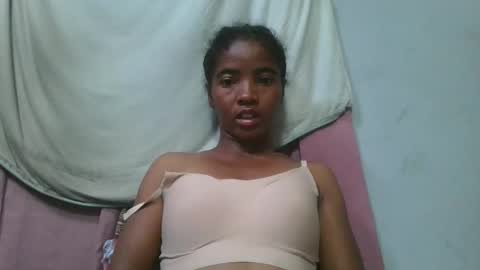lydie856696 online show from 04-30-26, 07:09