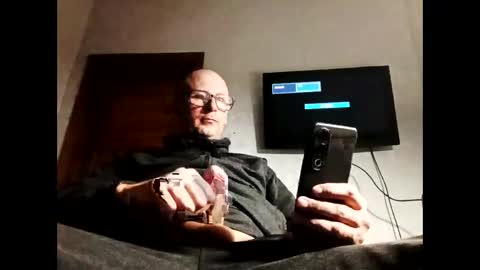 Alex online show from 02-15-25, 03:09