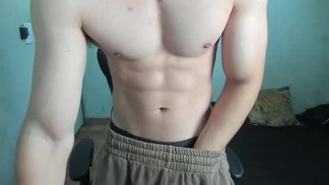 Snapshot of lyg7 chatting on 03-04-25, 12:12 Gothdaddy online show from 03-04-25, 12:12