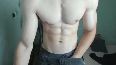 Snapshot of lyg7 chatting on 10-12-25, 02:21 Gothdaddy online show from 10-12-25, 02:21