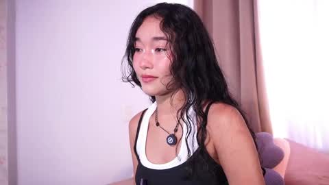 Lyhana Lee online show from 04-18-26, 05:17