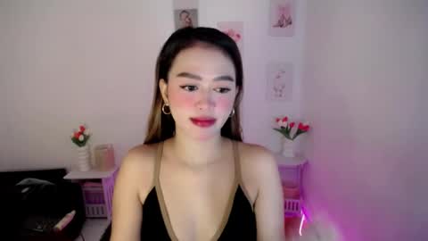 Snapshot of lyka1215 chatting on 08-03-26, 11:59 Lyka online show from 08-03-26, 11:59