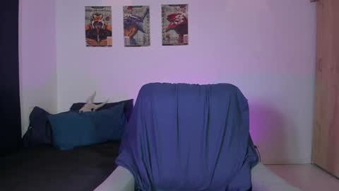 Snapshot of lykaia_rose chatting on 09-27-25, 08:14 Lykaia Rose online show from 09-27-25, 08:14