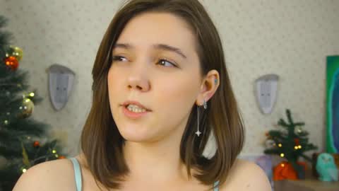 Snapshot of lyle_art chatting on 12-14-24, 06:13 hi im Lyle online show from 12-14-24, 06:13