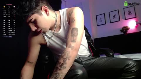 Lyle Bennett Freelance Model online show from 03-29-26, 12:38