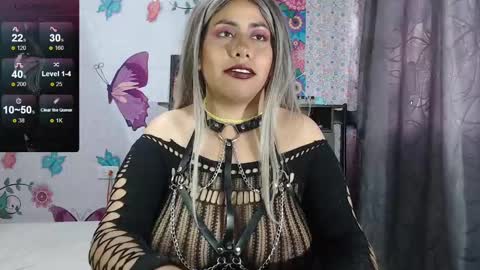 Snapshot of lylyum_k chatting on 01-11-25, 09:57 kat online show from 01-11-25, 09:57