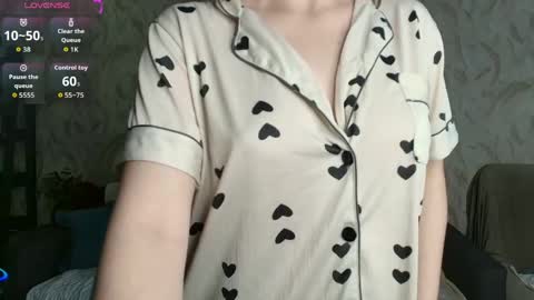 Snapshot of lynafrost chatting on 05-11-26, 03:07 LynaFrost online show from 05-11-26, 03:07