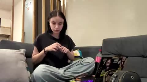 Eva online show from 06-28-26, 07:47