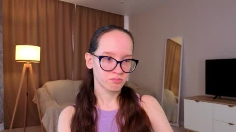 Sara online show from 06-30-26, 04:19