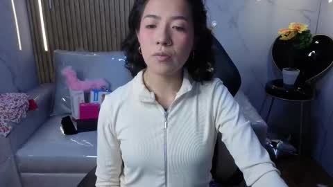 lynn_turner_ online show from 02-25-26, 08:40