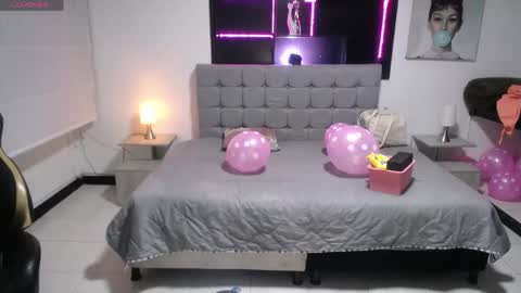 Snapshot of lynn_turner_ chatting on 04-19-26, 12:15 lynn_turner_ online show from 04-19-26, 12:15