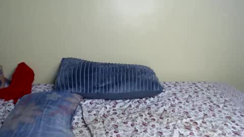 lyenne online show from 03-11-26, 06:08